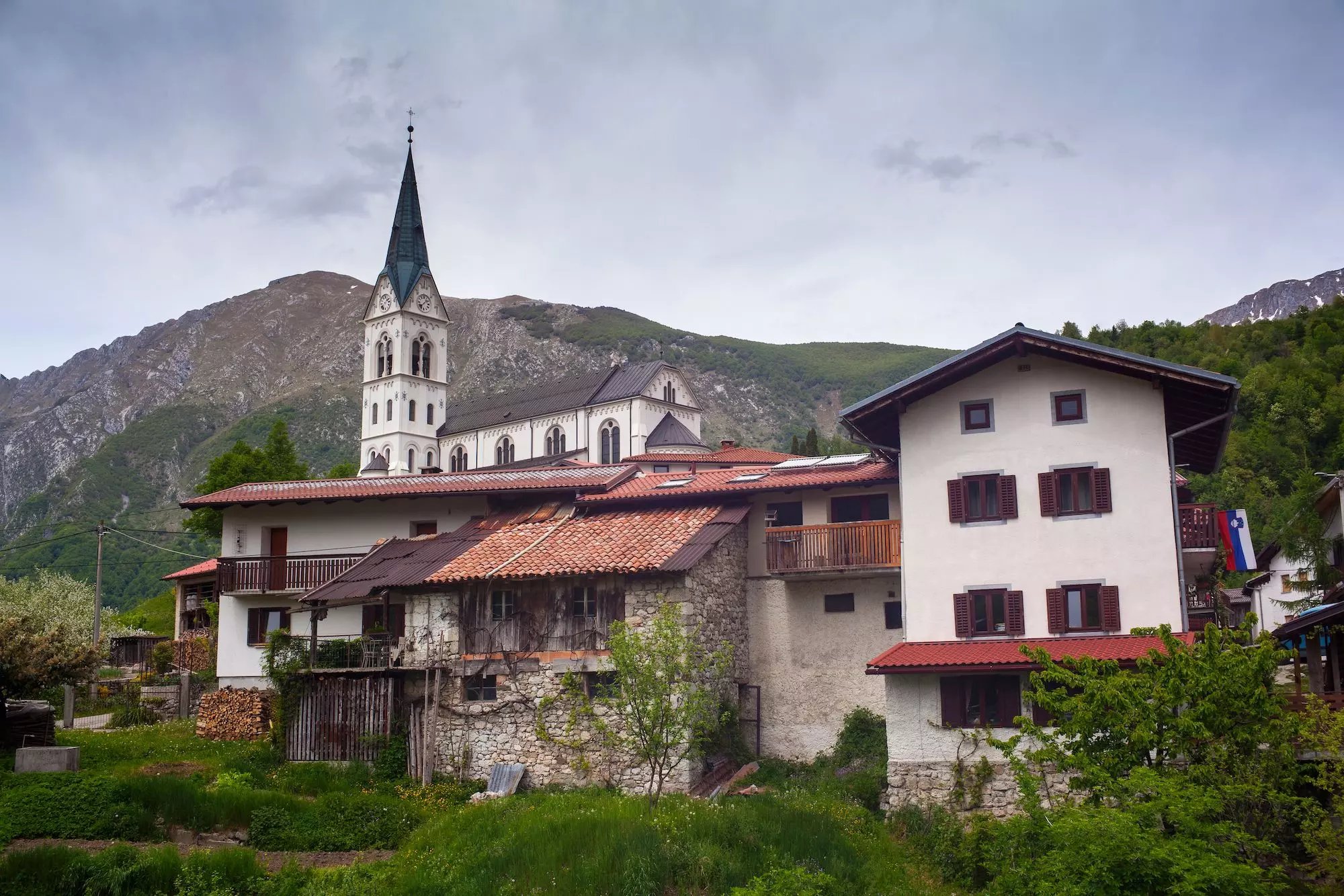 Dreznica falu a Krn hegység lábánál - Szlovénia