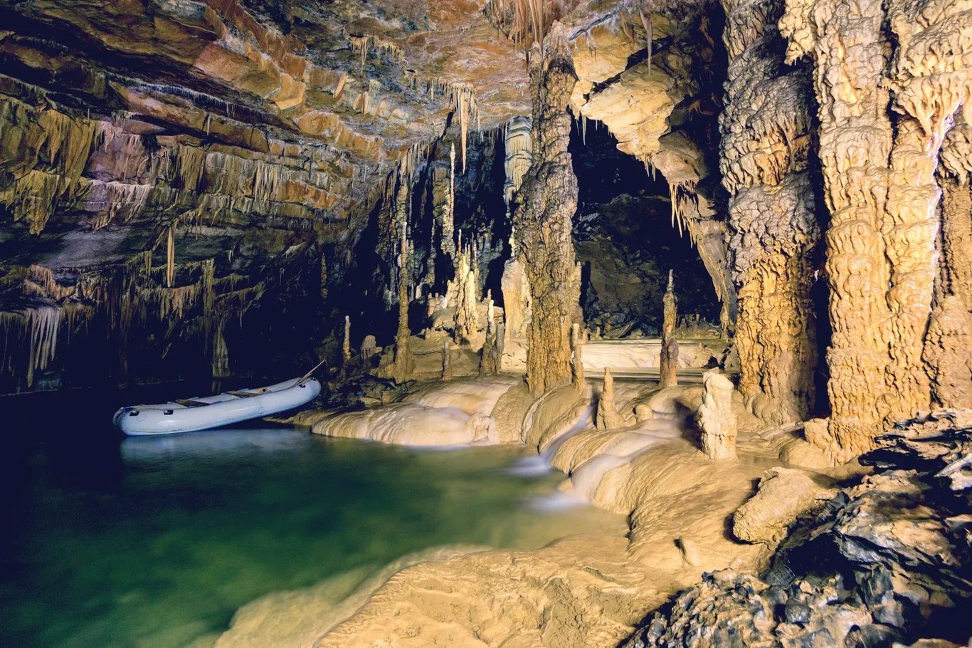 Krizna Höhle, Slowenien - Die längste Quellhöhle der Welt