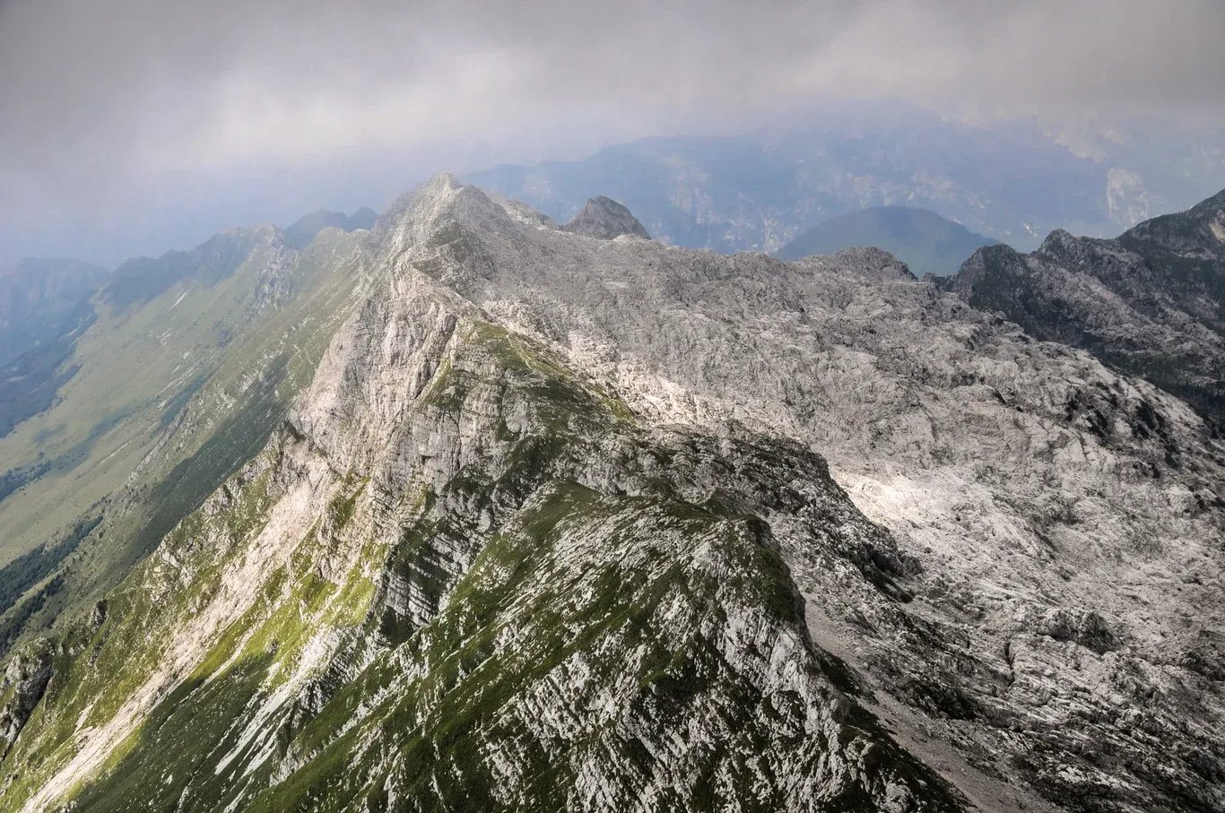 Berg  Krn (2,244 m), Slowenien – Wandern, Klettern, Hütten...