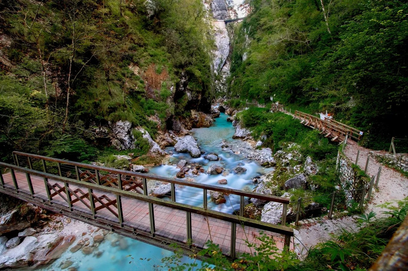 Tolmin gorge and the city, Slovenia Guide