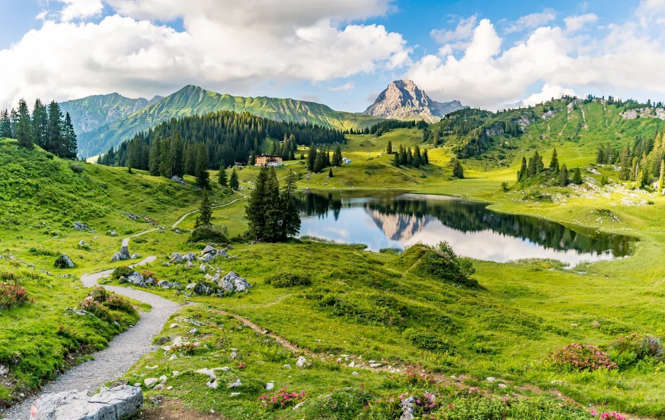 Vorarlberg kisokos 2022 - Top 30 látnivaló képekkel