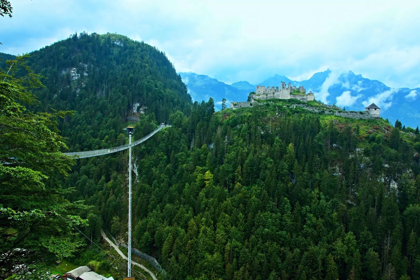 Tirol legszebb várai: 6 gyerekbarát romvár