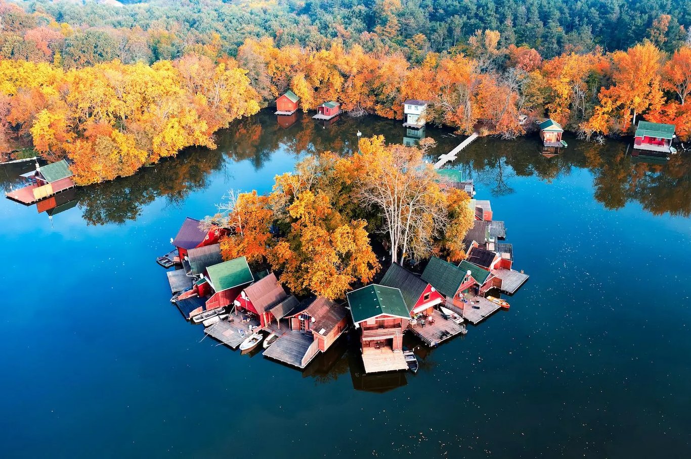 Top 5 Tatai tó - Minden, amit tudni kell: térkép, cím, látnivalók, képek